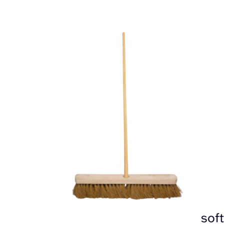 18" Soft Sweeping Brush 5ft Staile